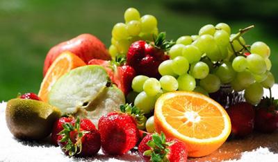 老年人適宜食用的水果與家用電器選擇指南